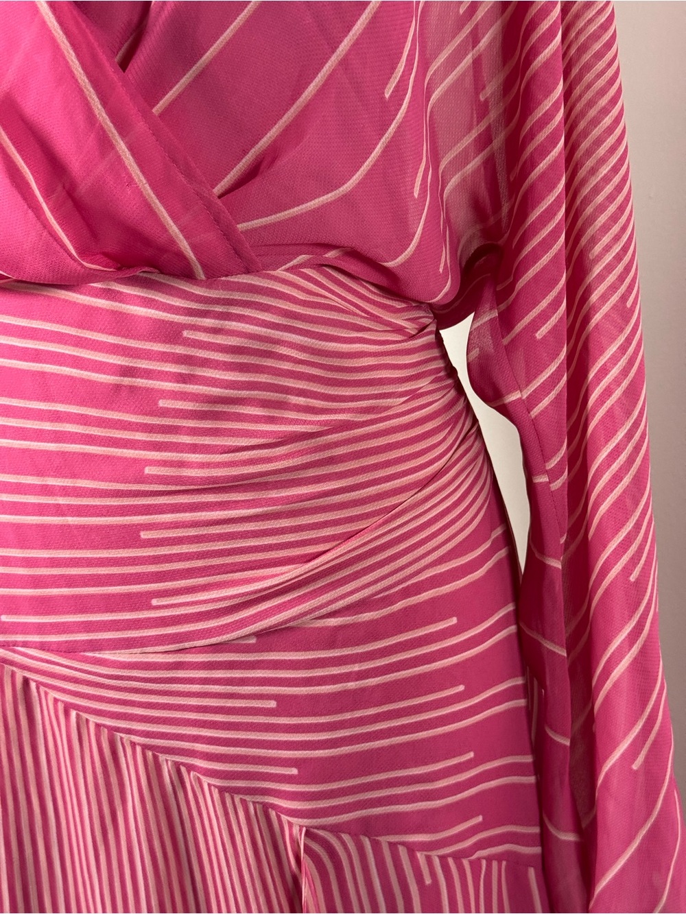 BCBGMaxazria Longsleeve Ruffle Coctail Dress Size 10 - Picture 9 of 16